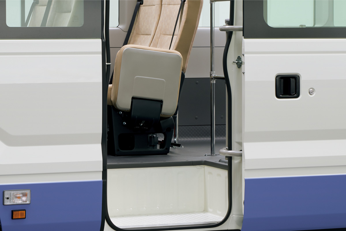 ☆新車取外☆トヨタコースター 助手席表示板 ☆新車取外☆トヨタ