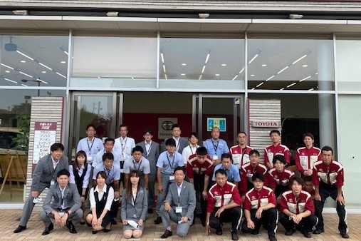 穴川店 千葉トヨタ自動車株式会社 穴川店 千葉トヨタ自動車株式会社